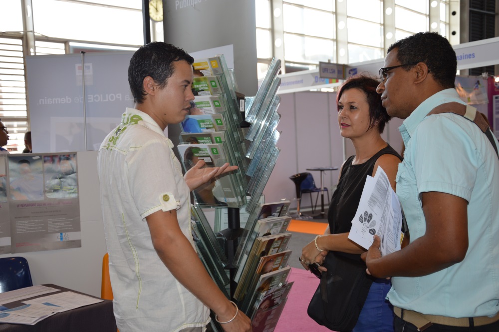 salon régional de la jeunesse 071 modif